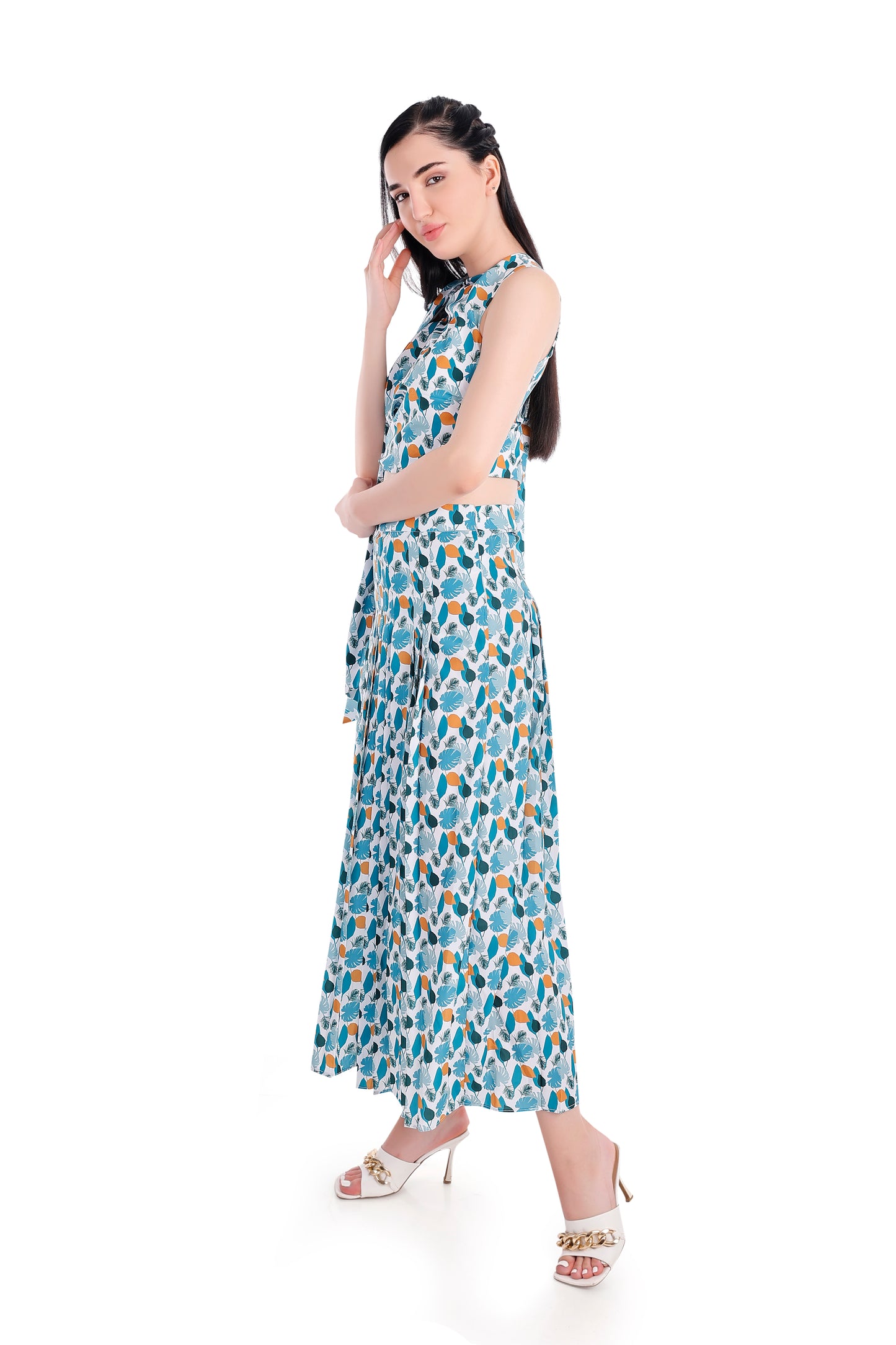 Co-ord Set With Knotting Top & Pleated
