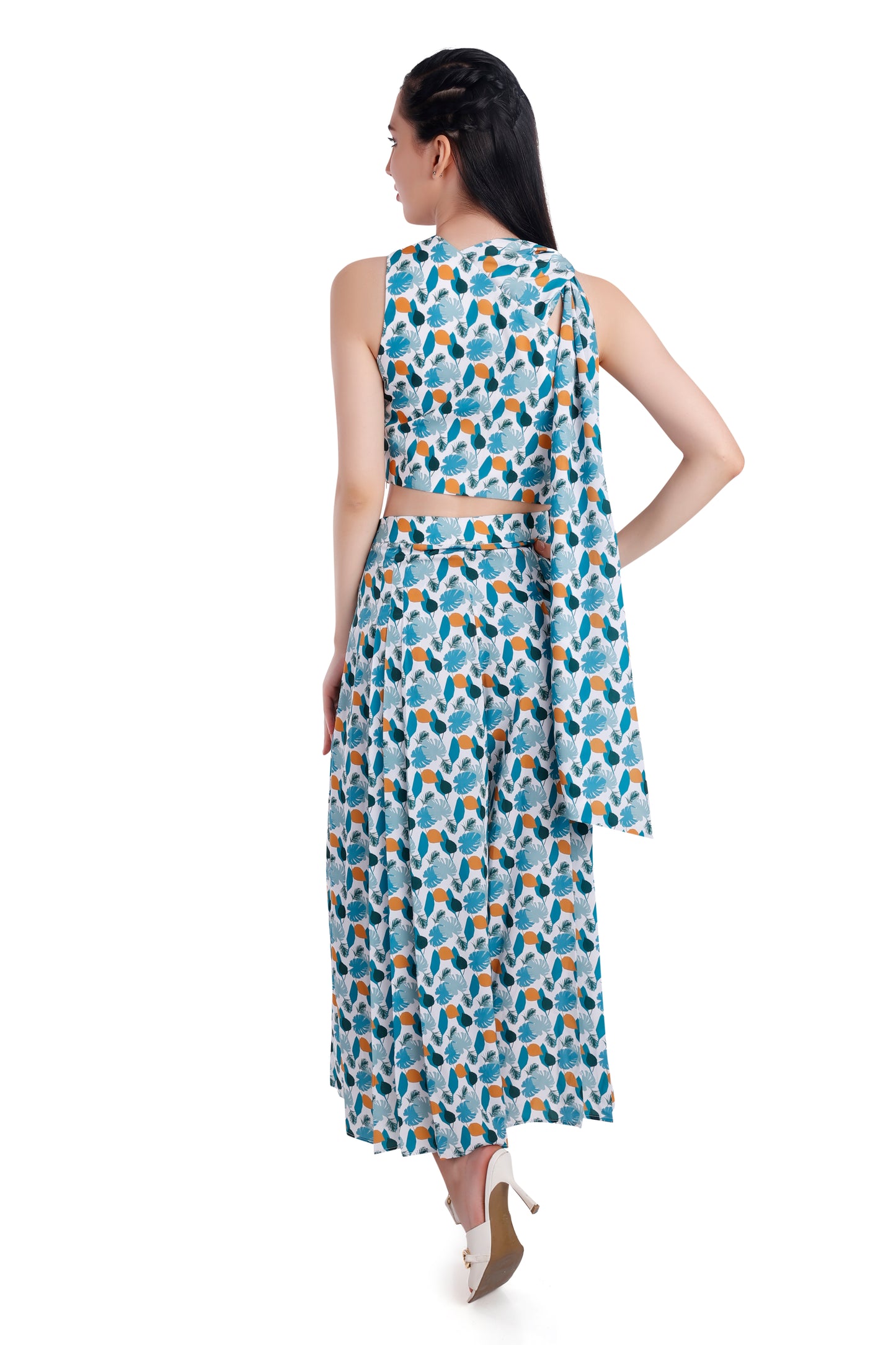Co-ord Set With Knotting Top & Pleated